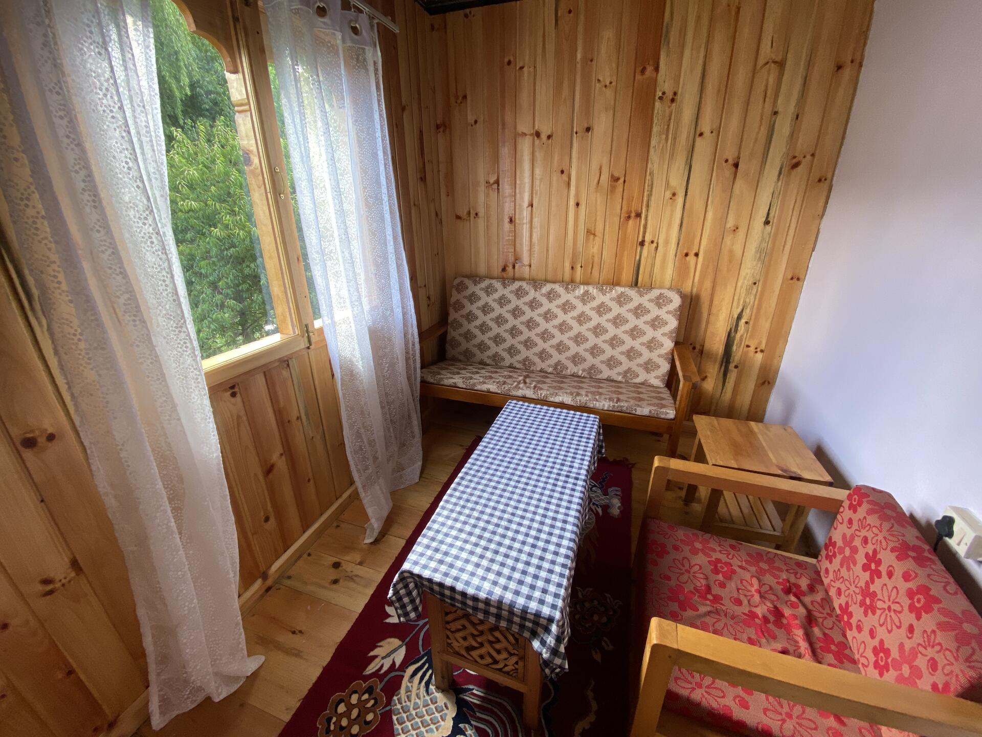 Room 4